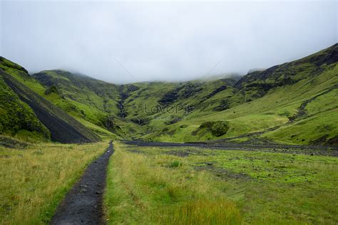 Iceland Grassland Scenery Picture And HD Photos | Free Download On Lovepik