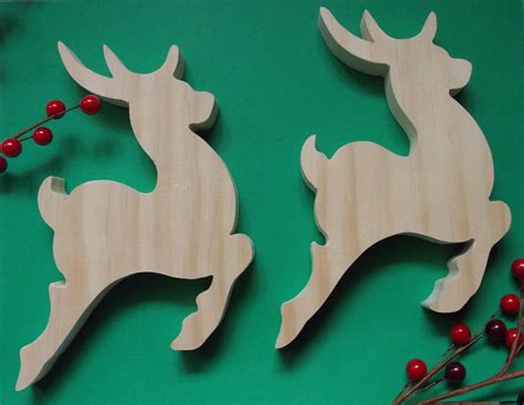 Reindeer Unfinished Diy Wood Decorations Set Of Two Christmas Wood