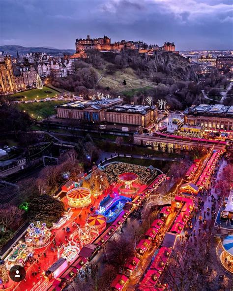 The Christmas Market In Edinburgh Scotland X Post From R Cityporn