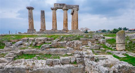 Antigua Corinto En Peloponeso En Grecia