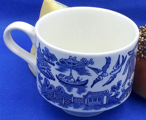 Churchill England Blue Willow Porcelain Tea/coffee Cup. Vintage ...