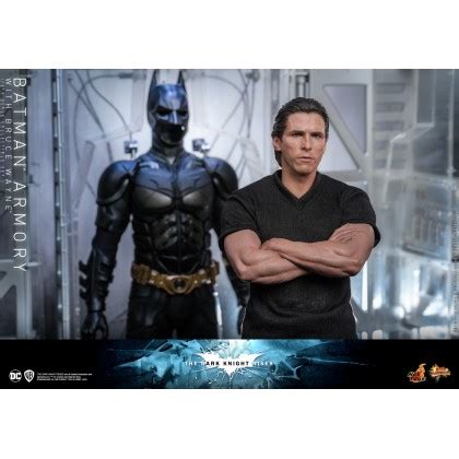 Batman Armory With Bruce Wayne Set Hot Toys Mms The Dark Knight