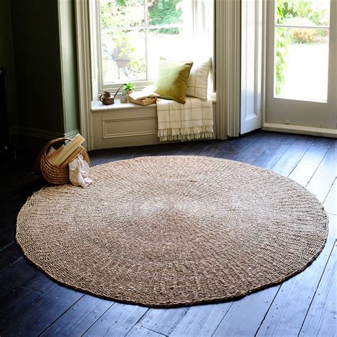 Woven Round Seagrass Rug - The Cotswold Company