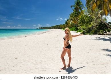 Sexy Blonde Girl On Beach Palms Stock Photo 1287785758 Shutterstock