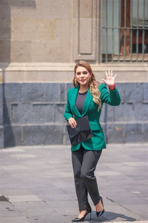 La Gobernadora Evelyn Salgado Se Re Ne Con Amlo Y Claudia Sheinbaum