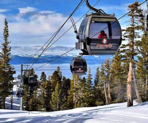 Woman stuck overnight on Heavenly gondola