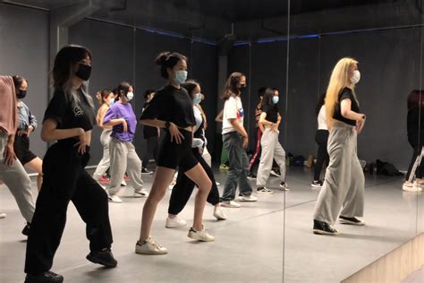 I Tried A Private K-Pop Dance Class in Singapore & Here’s How It Went