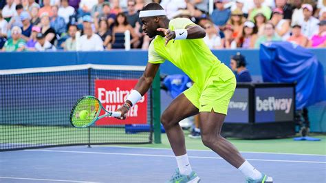 Tiafoe Claims Th Win As Hurkacz Retires Atp Tour Descubra A