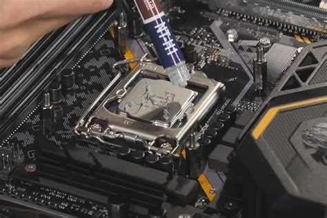 Comment bien installer la pâte thermique sur le processeur de son PC