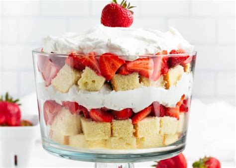 Easy Strawberry Shortcake Trifle Recipe I Heart Naptime