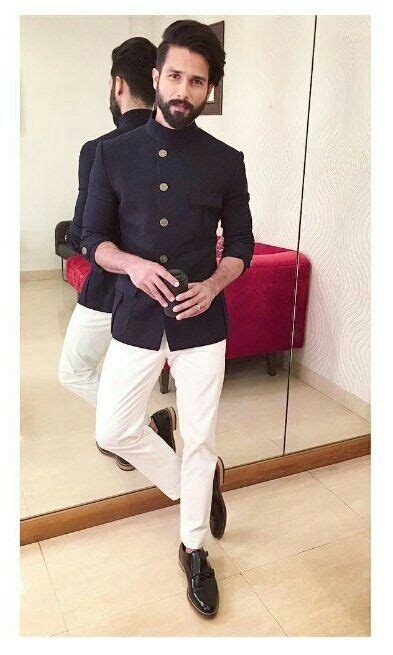 Pin By Tanaz Inamdar On Shahid Kapoor Indian Men Fashion Dress Suits