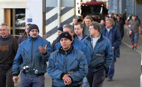 Riparazioni Navali Sciopero E Corteo Demolire Qui La Concordia Per