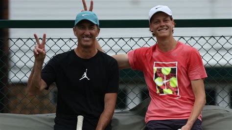 Sinner Coach Jannik weiß dass er privilegiert ist Tennis