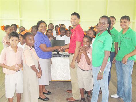 Enterprise Primary Wins Computer At Technology Fair Stabroek News