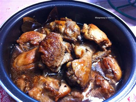 Misspressy S Kitchen How To Cook Chicken Adobo