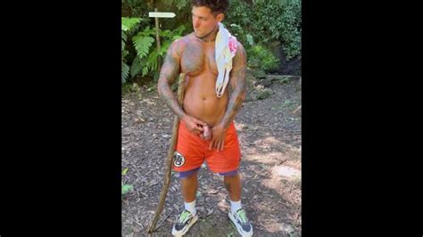 Closer Pissing In The Forest I Think Anybody Discover Me Pornhub Gay