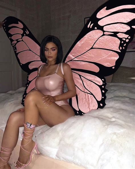 Kylie Jenners Feet