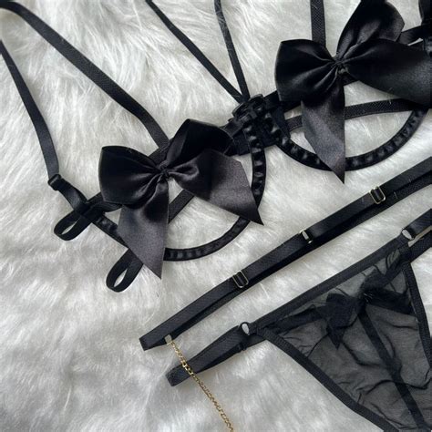 Kit Conjunto Lingerie Cinta Liga Sensual Corrente Sutiã Aro Laço