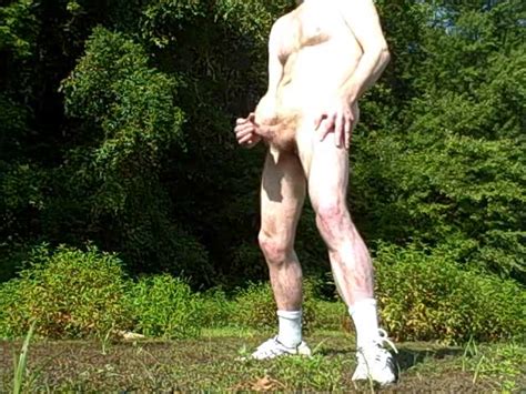 Mature Whacking Off In The Public Park BoyFriendTV