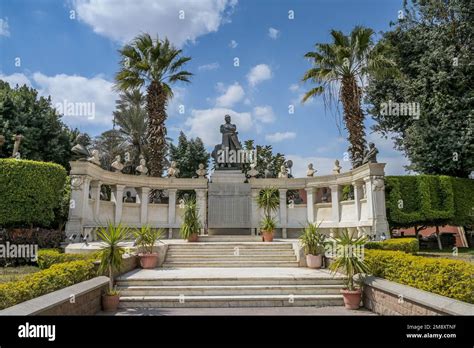 Monument Egyptologist Auguste Mariette, Egyptian Museum, El-Tahrir