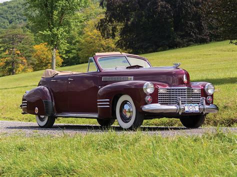 1941 Cadillac Series 62 Convertible Sedan Hershey 2017 RM Sotheby S