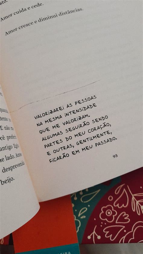 Nem todo amor tem um final feliz E tá tudo bem Frases