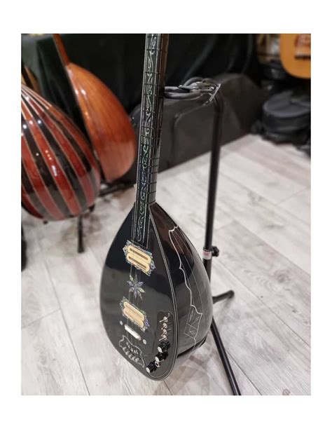 Buy a Professional Electric Saz - Sounds of the Orient