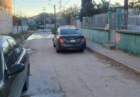 Hallan Dos Ejecutados Dentro De Un Carro Abandonado El Bordo