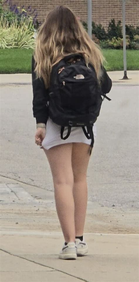 Blonde Getting Cheeky On Way To ClASS Short Shorts Volleyball Forum