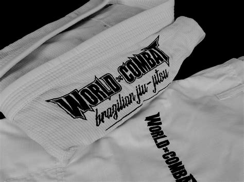 Kimono Jiu Jitsu World Combat