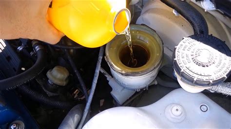 How To Flush Your Own Brake Fluid By Yourself Diy Winston Buzon Youtube