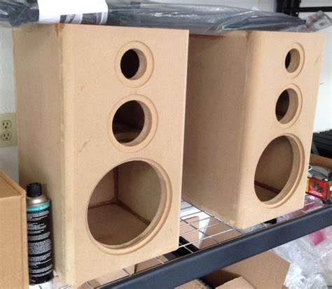 How To Build An Audio Speaker Box Diy Guide Speaker Box Diy Speaker Box Design Diy Speakers