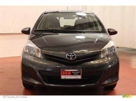 2012 Magnetic Gray Metallic Toyota Yaris L 5 Door 64511187 Photo 2