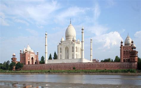 From Delhi Overnight Taj Mahal Tour By Comfortable A C Car