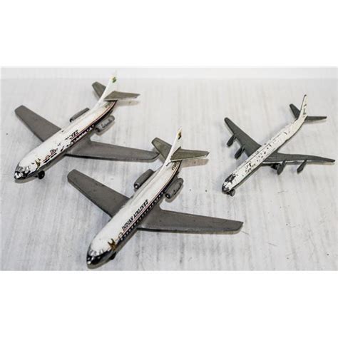 LOT VINTAGE TOY AIRPLANES