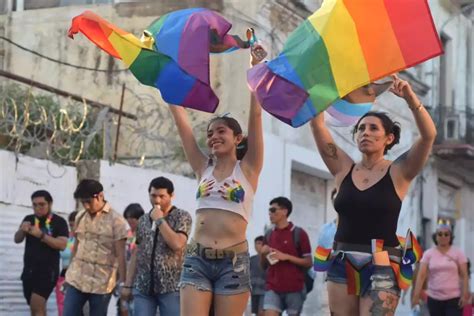 Día del Orgullo Gay Canciones para celebrar la fiesta del arcoíris PorEsto