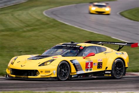 Corvette Racing At Lime Rock Third Row Start For Pair Of Chevrolet Corvettes Corvette Sales