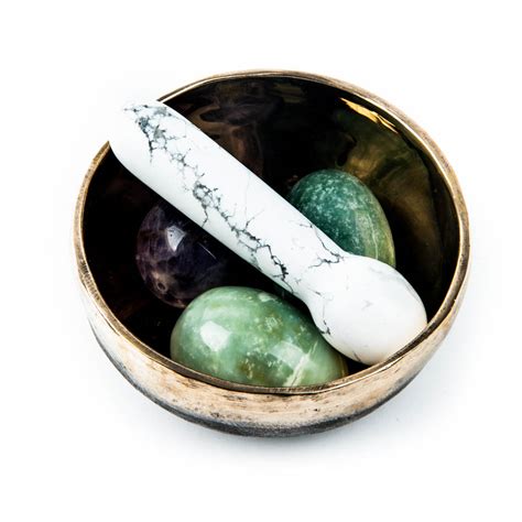 Buy Yoni Massage Set Jade Howlite White Online Spiru