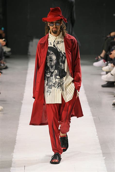 Yohji Yamamoto Spring Mens Fashion Show The Impression