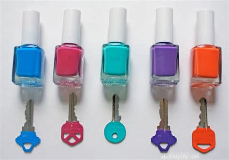 10 Creative Diy Projects With Nail Polish Top Dreamer