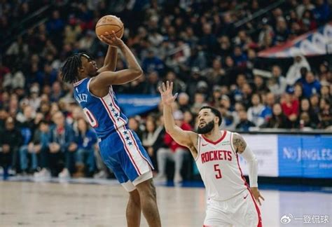 Nba常规赛：76人主场轻取火箭 恩比德复出4110被kd调侃财经头条