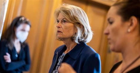 Lisa Murkowski Voting Record: Info on the Senator’s Politics