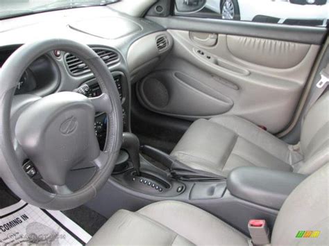 Pewter Interior 2000 Oldsmobile Alero GLS Sedan Photo #44186343 ...