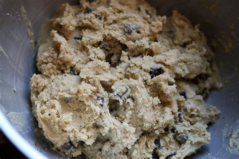 The Best Chewy Chocolate Chunk Cookies A Lex Eats Recipe