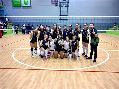 La UIS conquista el título del voleibol femenino en los Juegos ASCUN