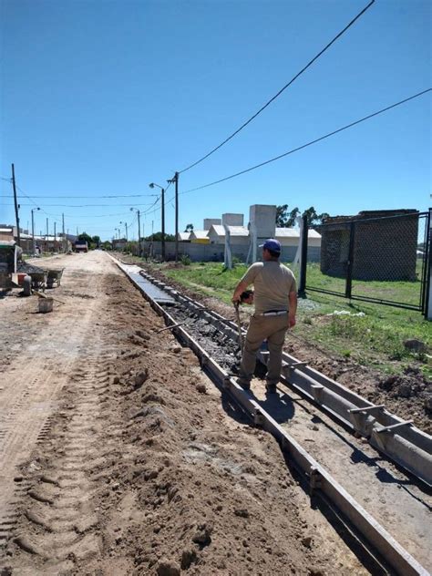 Comenzaron A Construir M S De Metros De Cord N Cuneta Sendero