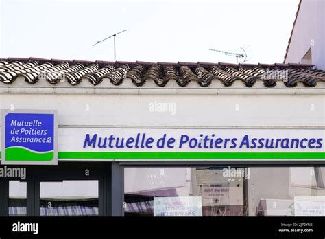 Mutuelle De Poitiers Hi Res Stock Photography And Images Alamy