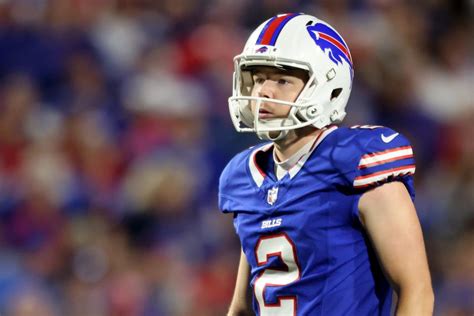 Bills Kicker Tyler Bass’ Brutal Extra Point Miss Wasn’t As Bad As It Looked Yahoo Sports