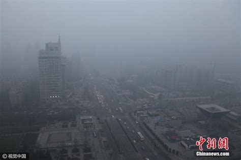 全国多地遇严重雾霾天 西安城市建筑上演“楼跑跑”凤凰财经