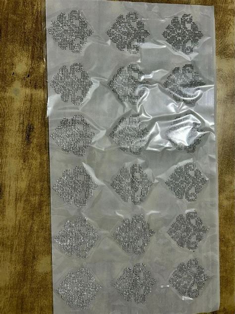 SS Silver Flower Shape Hot Fix Stone For Garments Jewellery Gm At Rs Pack In Surat